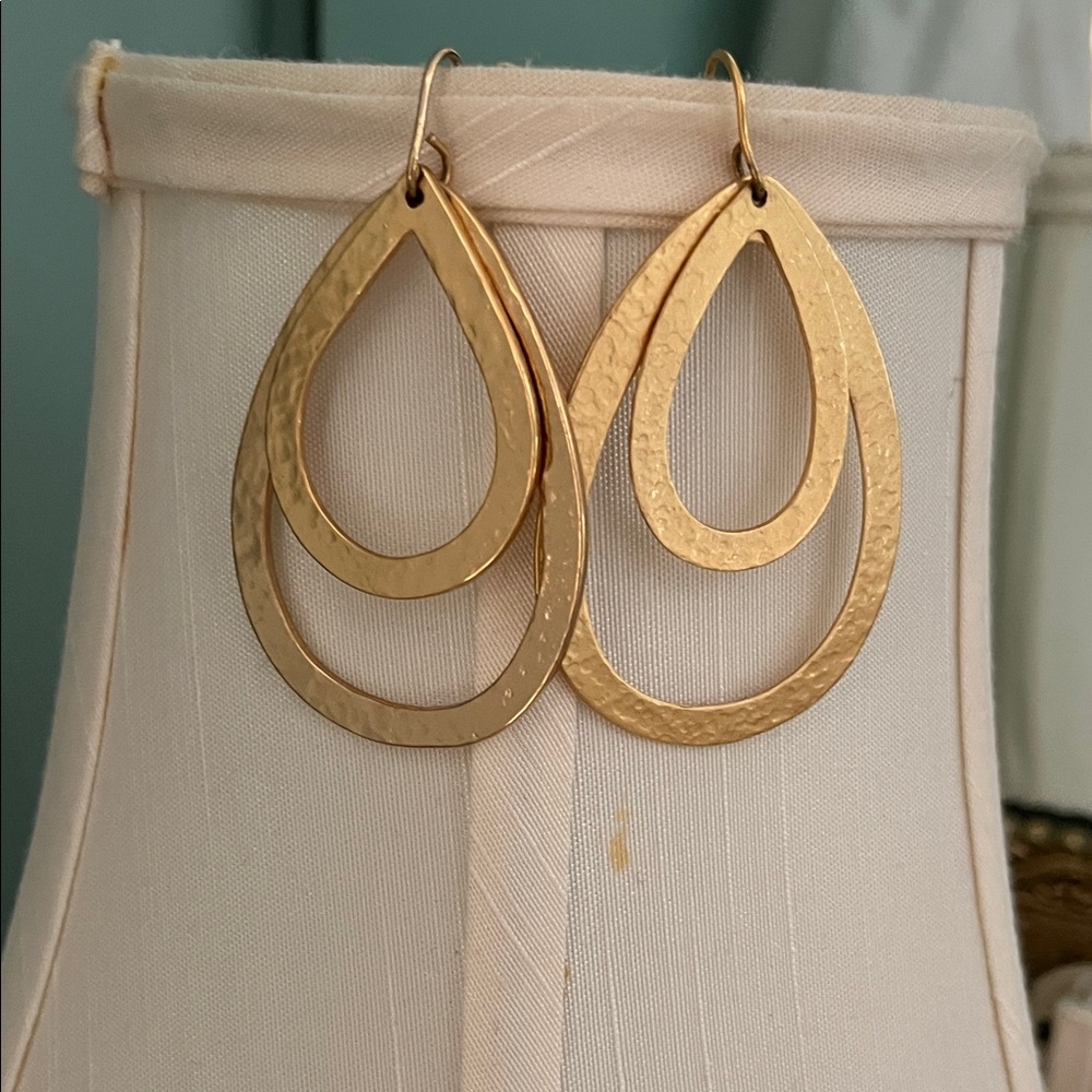 Elegant Gold Double Teardrop Hammered Metallic Earrings